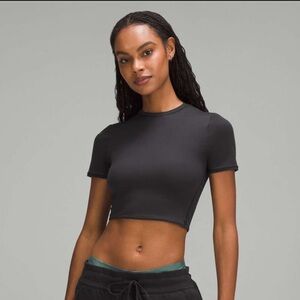 Lululemon Wundermost Ultra-Soft Nulu Crewneck Cropped T-Shirt